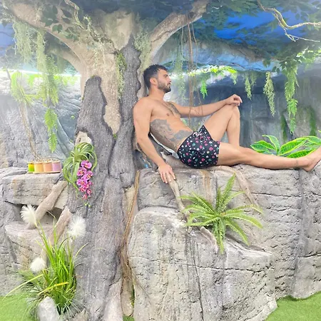 Futurotel Spa Garden Capsulehotel