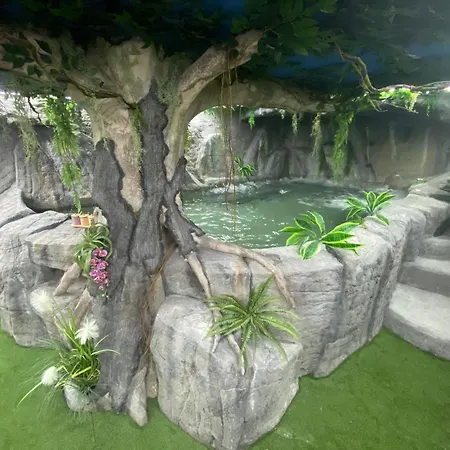 Futurotel Spa Garden Capsulehotel