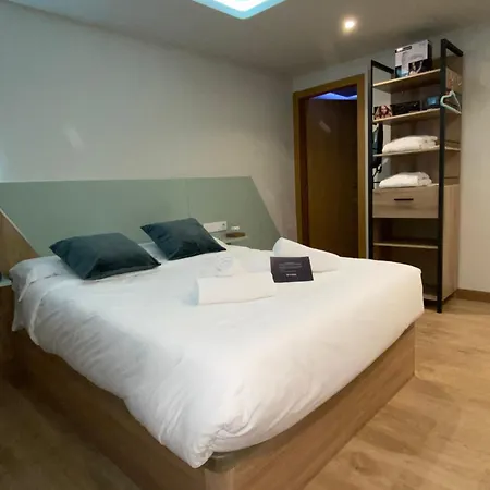 Prueba Capsule hotel Granada