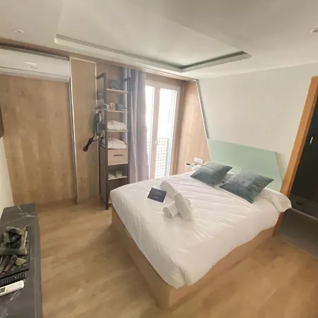 Prueba Capsule hotel *