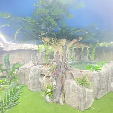 Capsulehotel Futurotel Spa Garden *