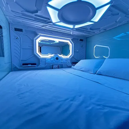 Prueba Capsule hotel Granada